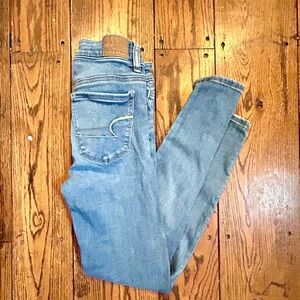 American Eagle Outfitters Light Blue Hi-Rise Jegging